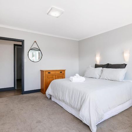 Seaside Beach Retreat - Outdoor Living Villa Mount Maunganui Bagian luar foto