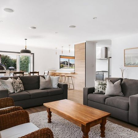 Seaside Beach Retreat - Outdoor Living Villa Mount Maunganui Bagian luar foto