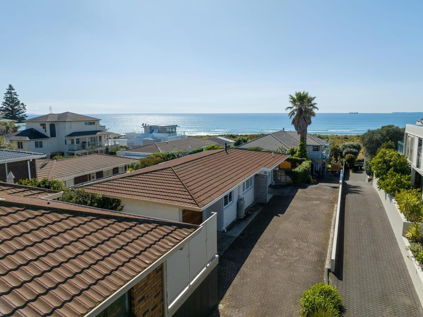 Seaside Beach Retreat - Outdoor Living Villa Mount Maunganui Bagian luar foto