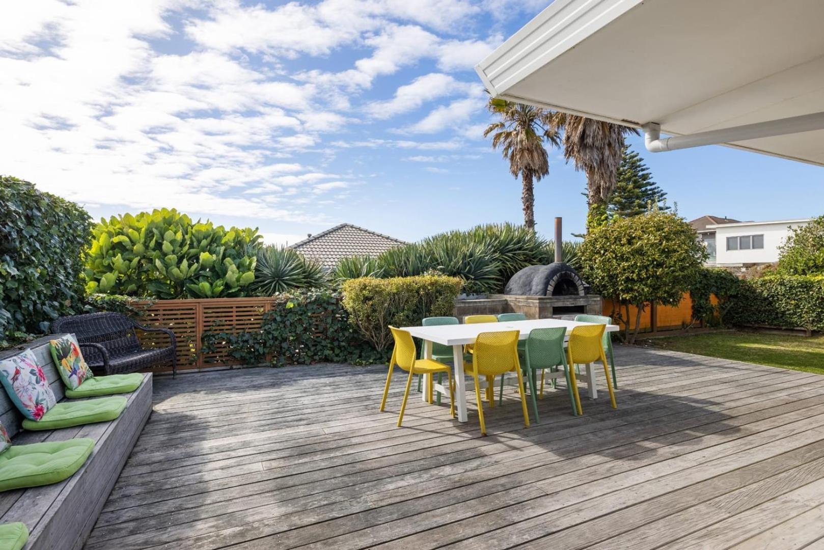 Seaside Beach Retreat - Outdoor Living Villa Mount Maunganui Bagian luar foto